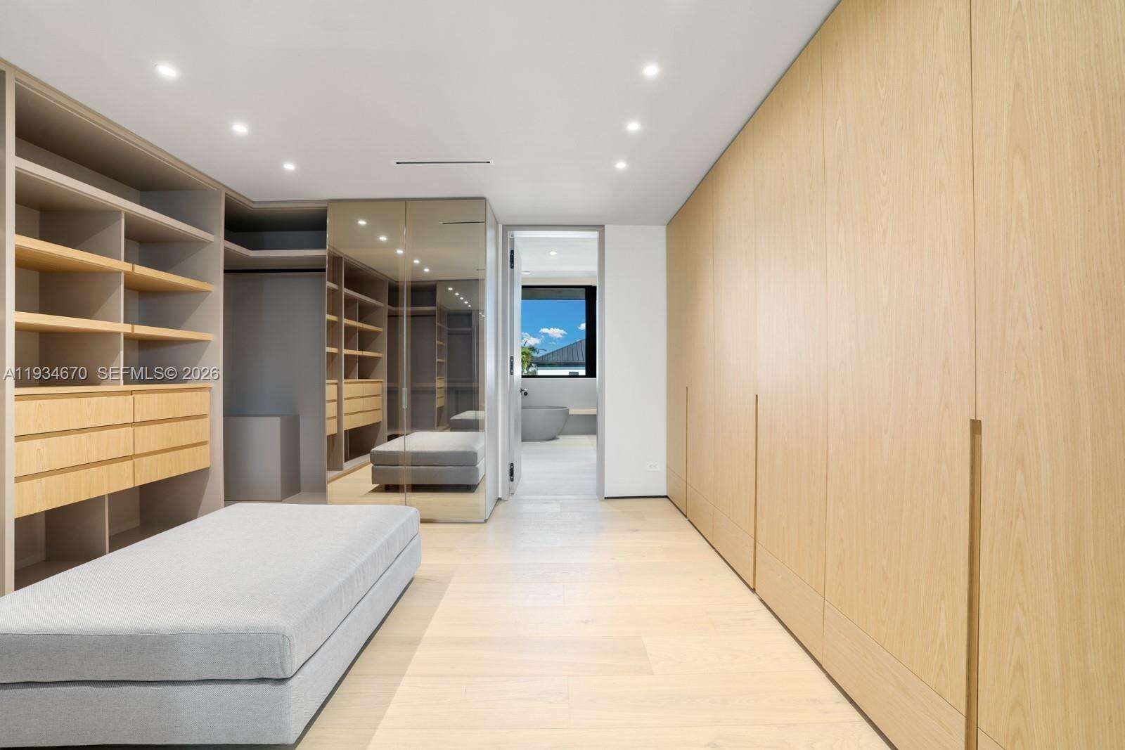 641 Flamingo Dr, Fort Lauderdale, FL 33301 | Picture 40