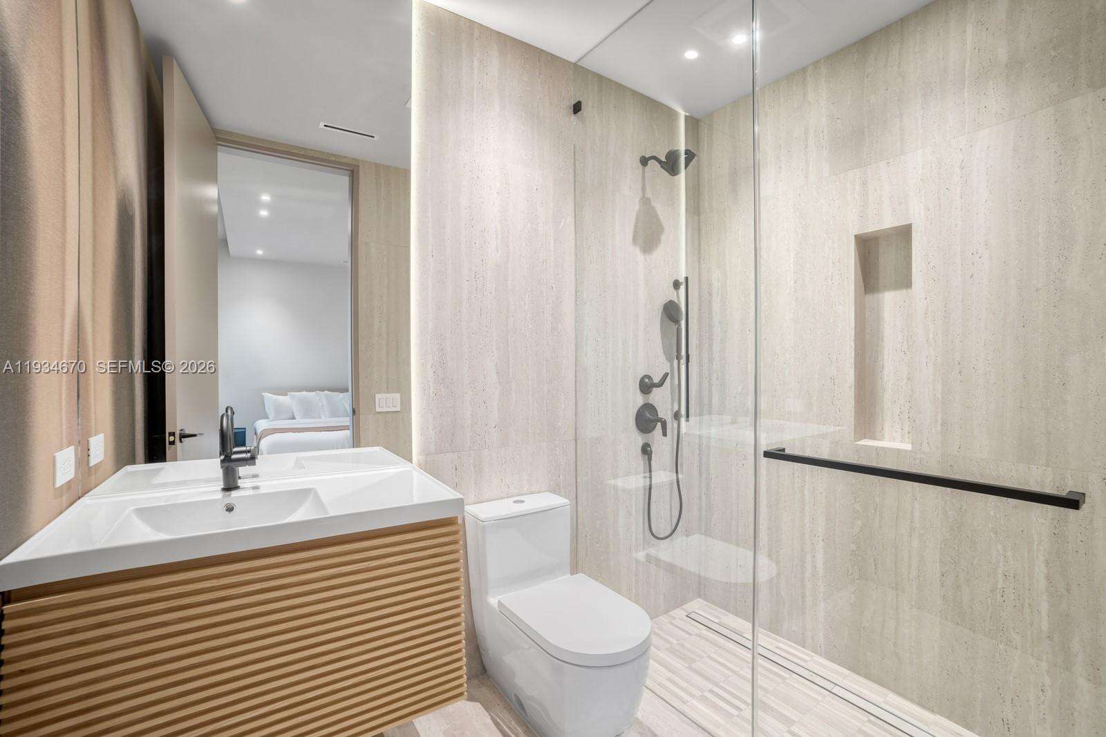 641 Flamingo Dr, Fort Lauderdale, FL 33301 | Picture 50