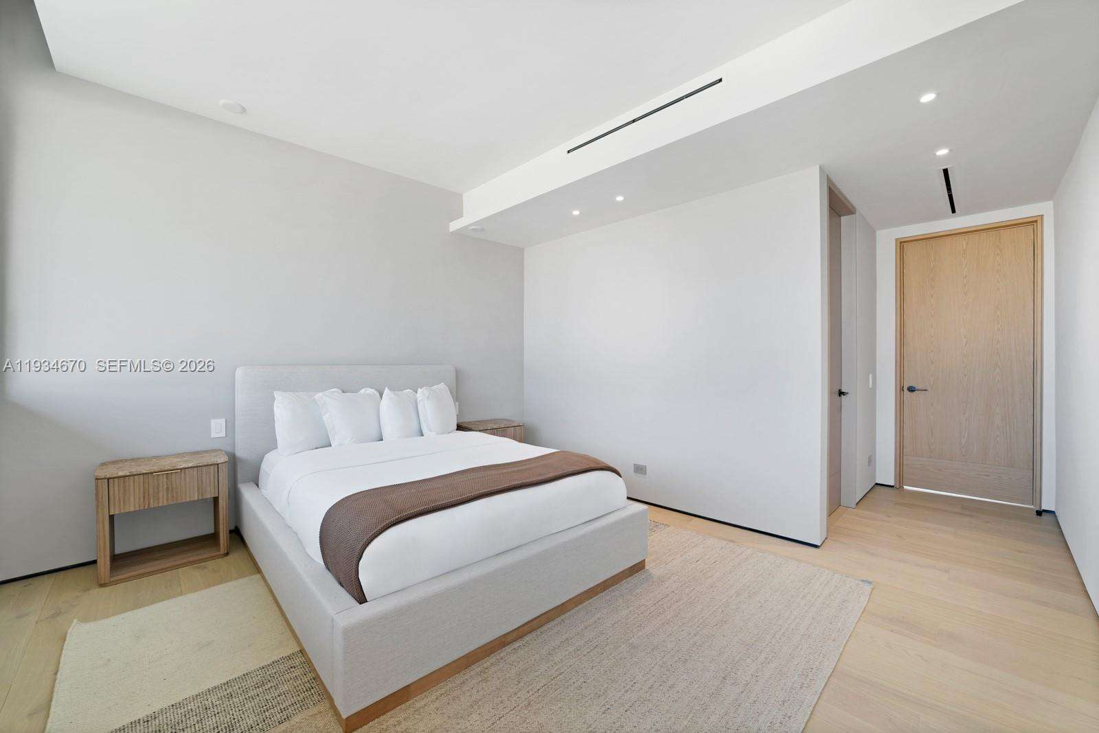 641 Flamingo Dr, Fort Lauderdale, FL 33301 | Picture 51