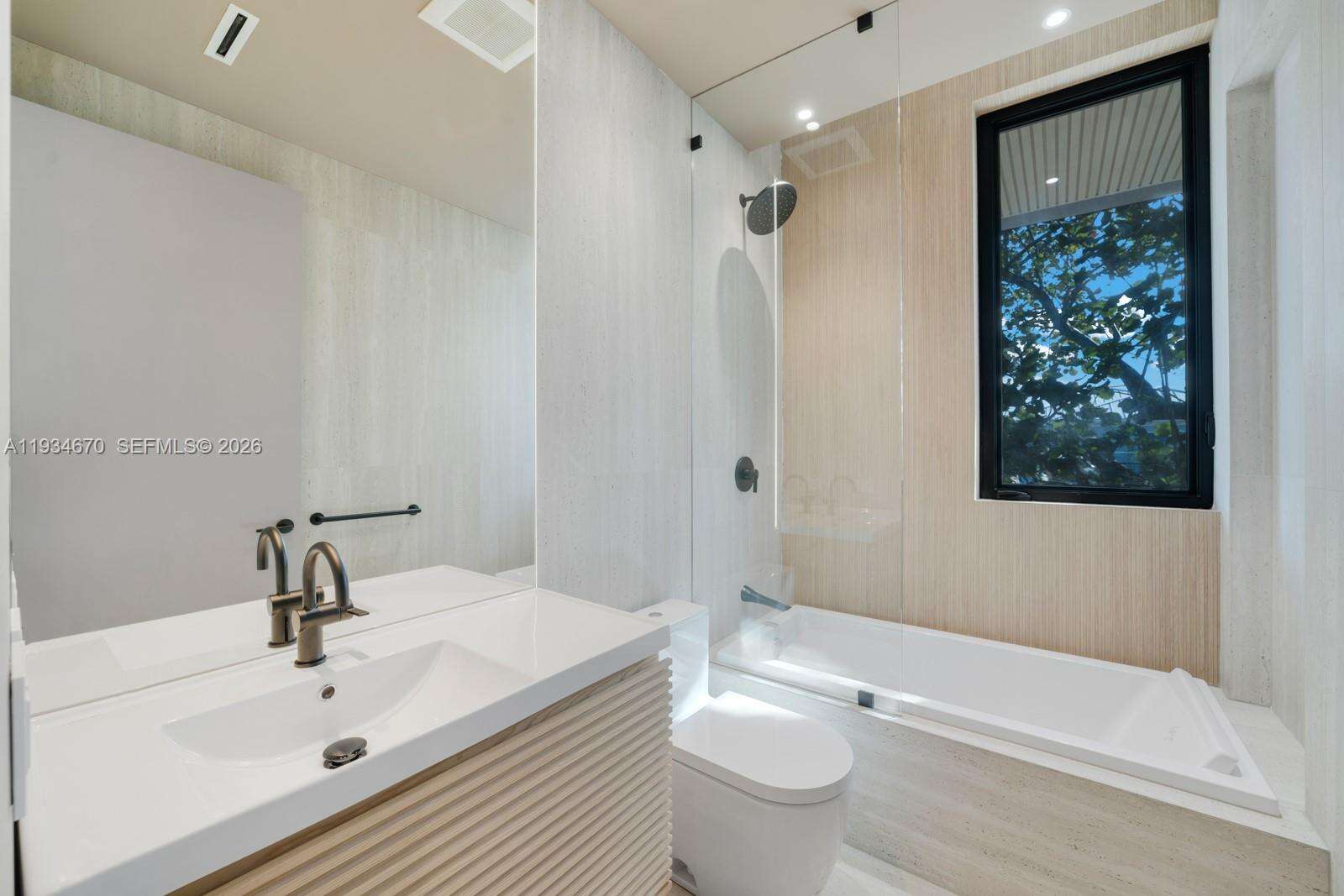 641 Flamingo Dr, Fort Lauderdale, FL 33301 | Picture 52