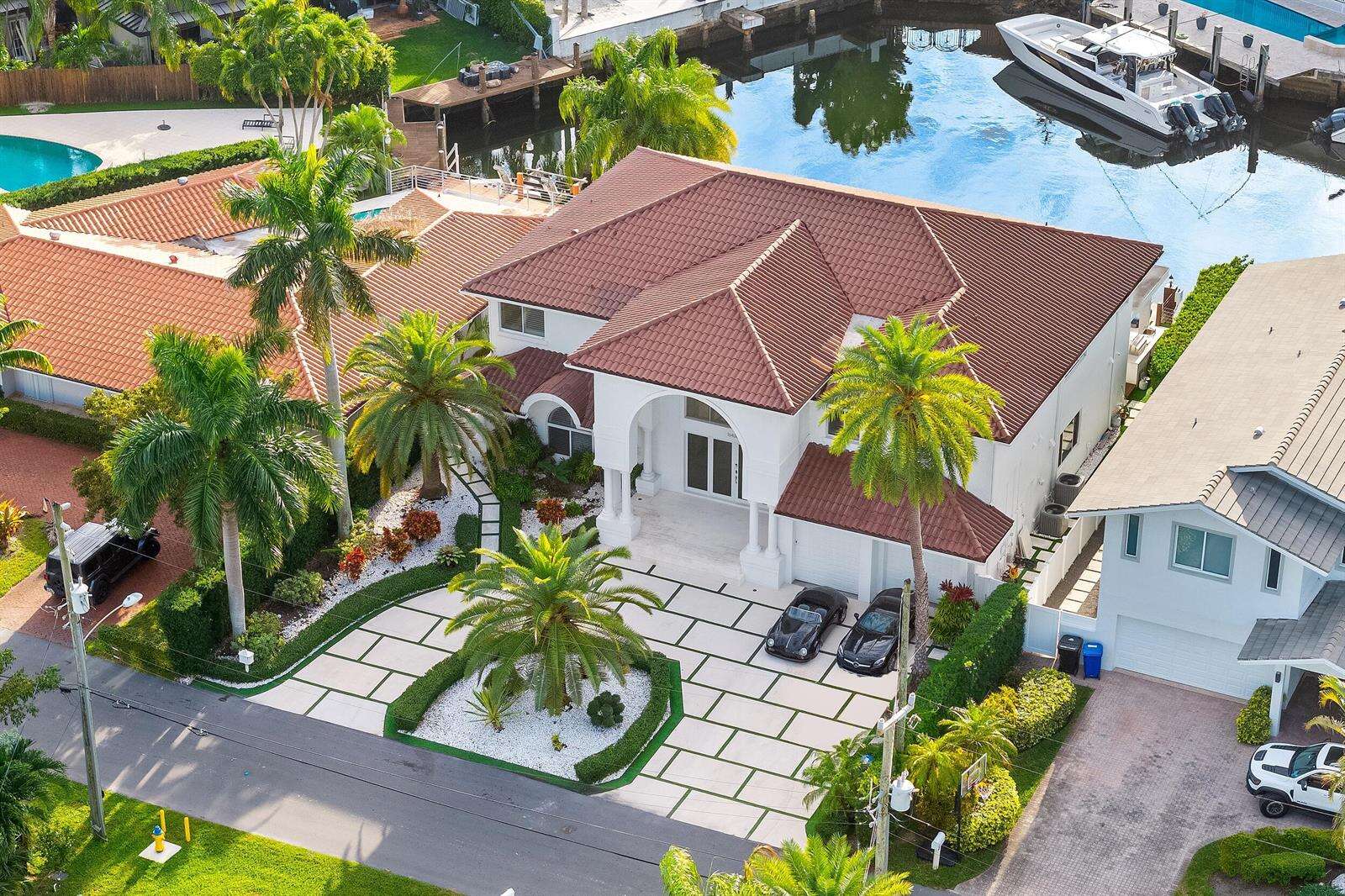 16430 30th, North Miami Beach, FL 33160 - For Sale photo 2