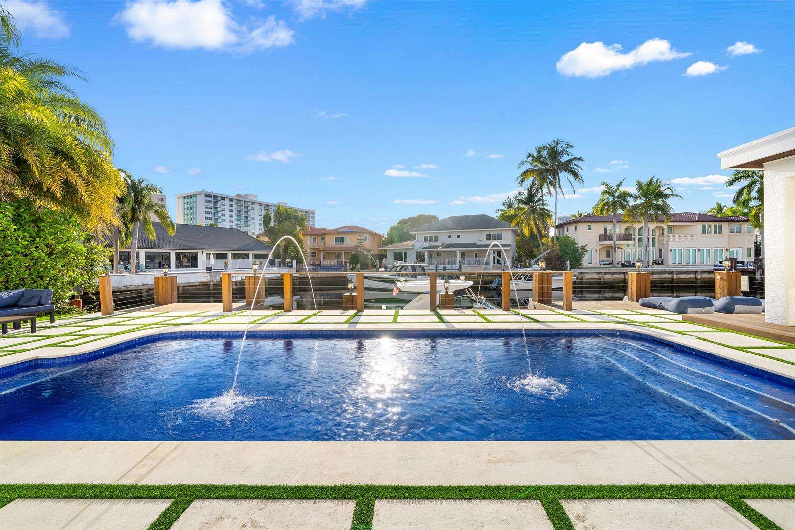 16430 30th, North Miami Beach, FL 33160 - For Sale photo 23