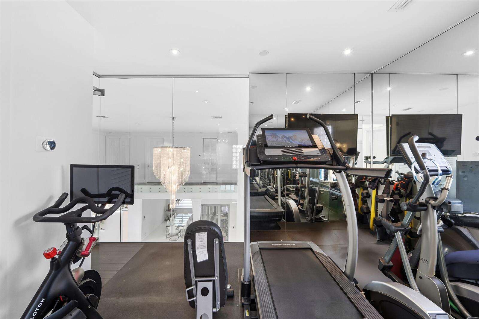 16430 30th, North Miami Beach, FL 33160 - For Sale photo 46