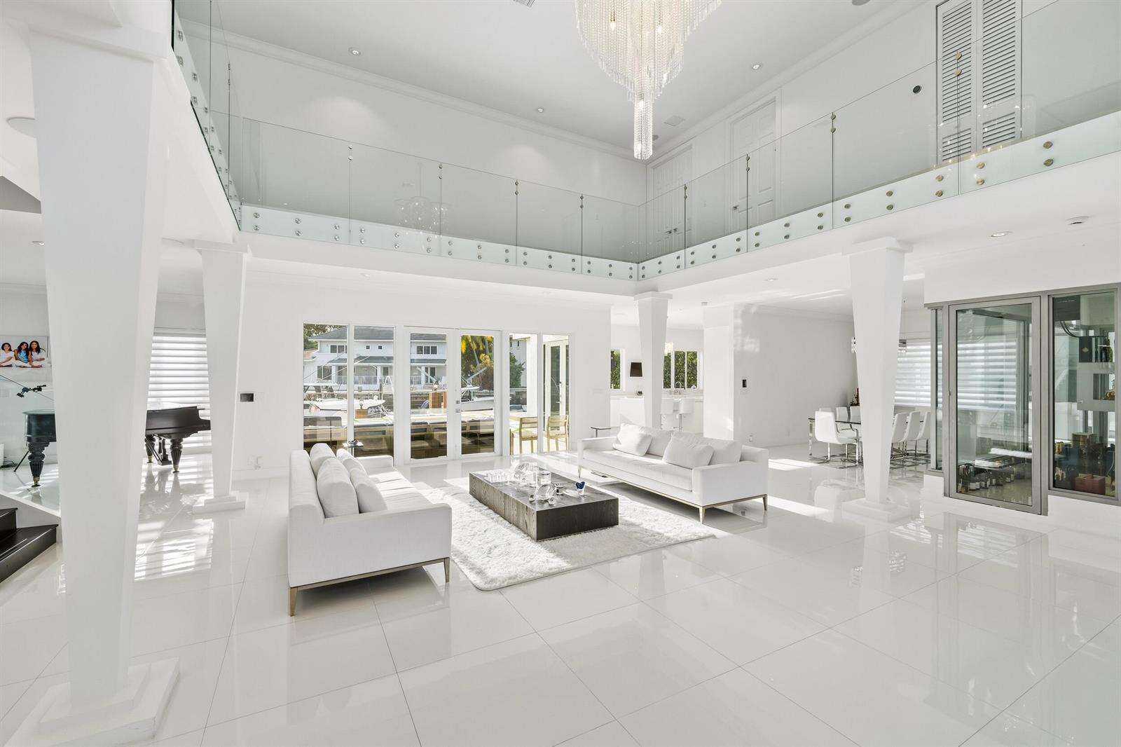16430 30th, North Miami Beach, FL 33160 - For Sale photo 6