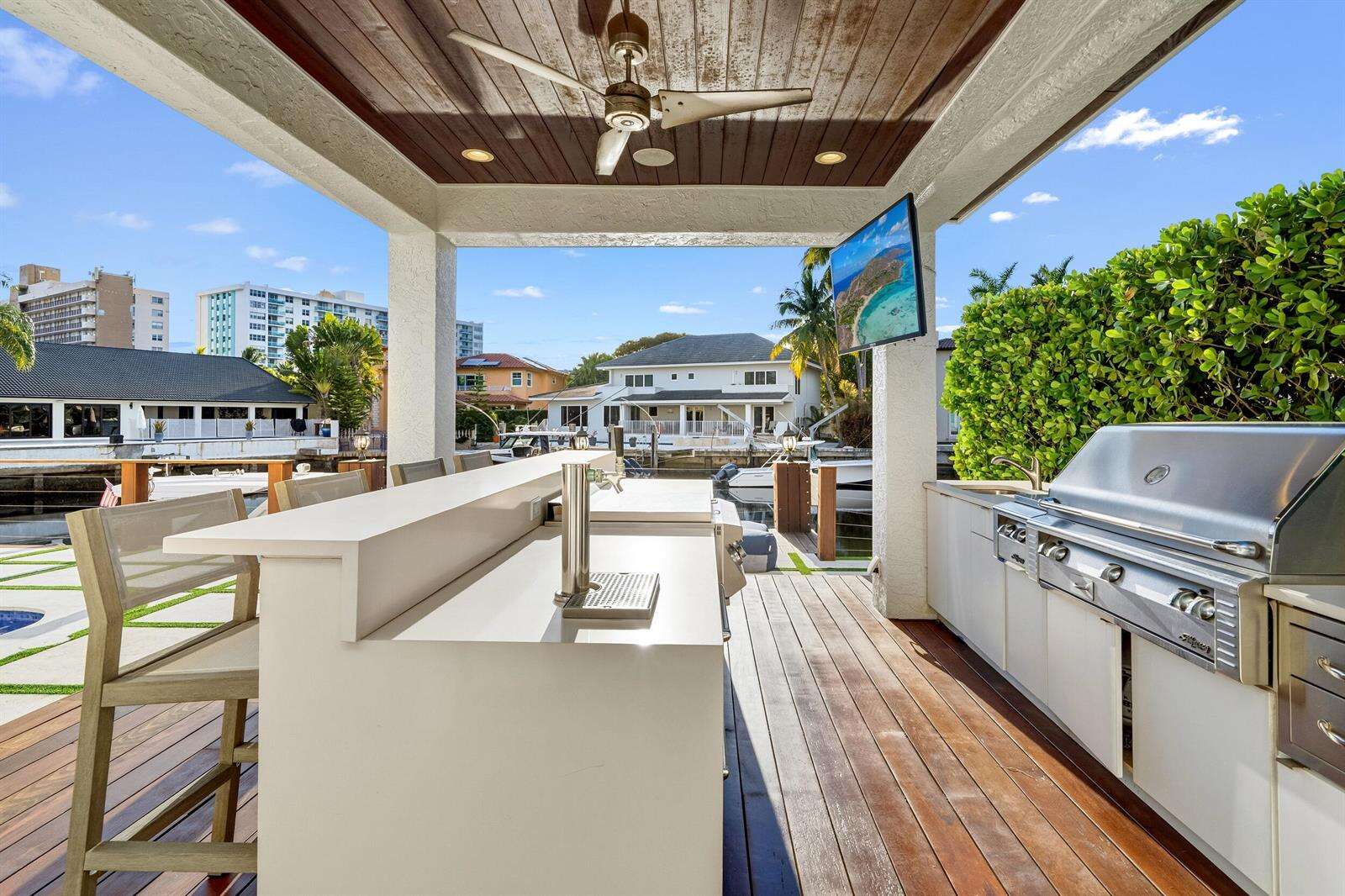 16430 30th, North Miami Beach, FL 33160 - For Sale photo 54
