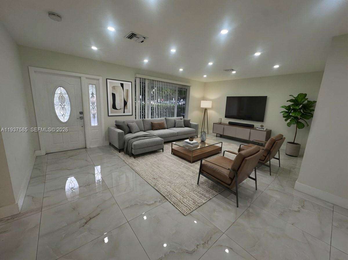 4501 Jefferson St, Hollywood, FL 33021 | Picture 10