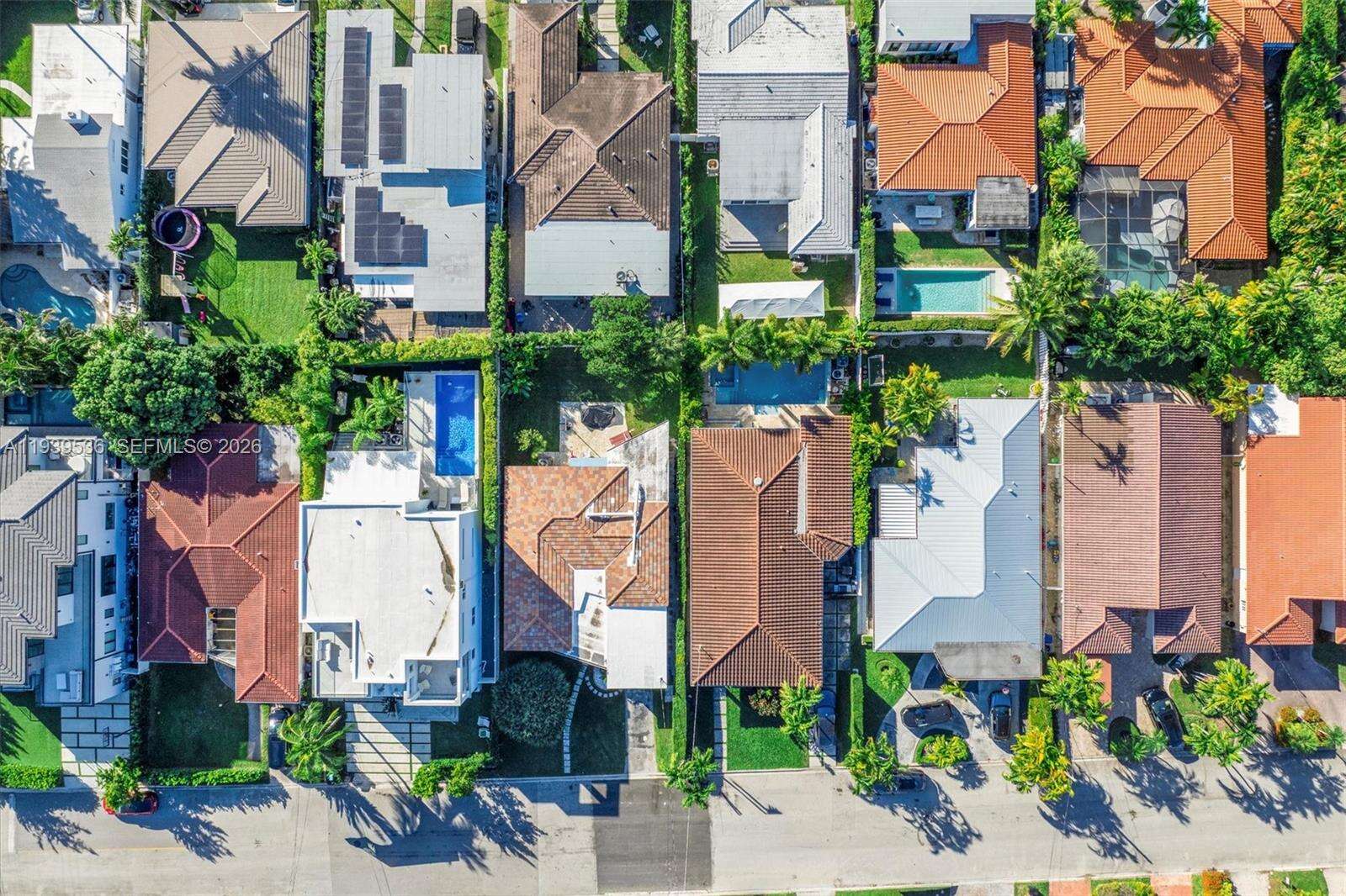 9424 - 9432 Carlyle Ave, Surfside, FL 33154 | Picture 8