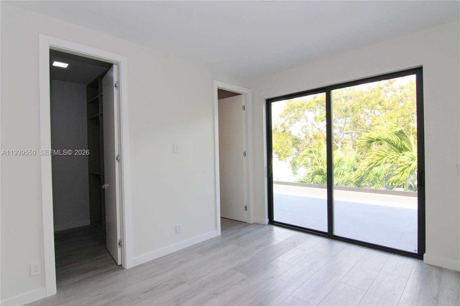 3540 Oak Ave, Miami, FL 33133 | Picture 22