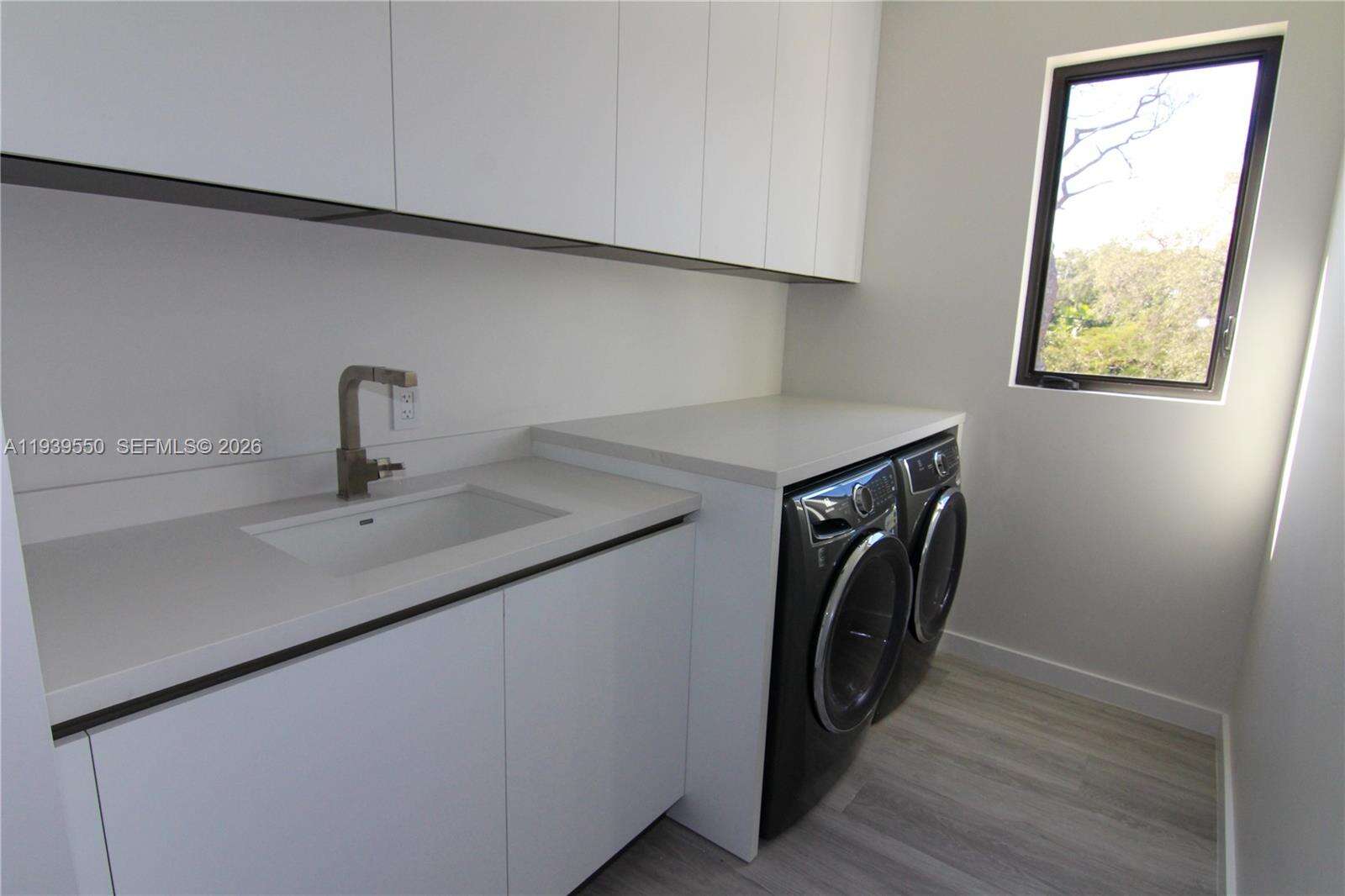 3540 Oak Ave, Miami, FL 33133 | Picture 27