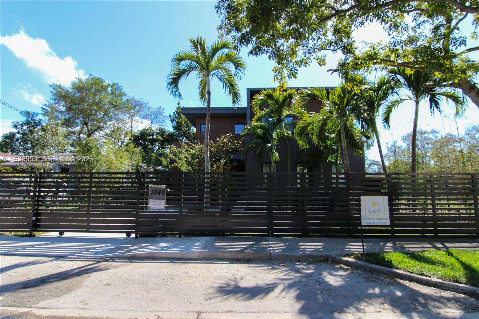 3540 Oak Ave, Miami, FL 33133 | Picture 29