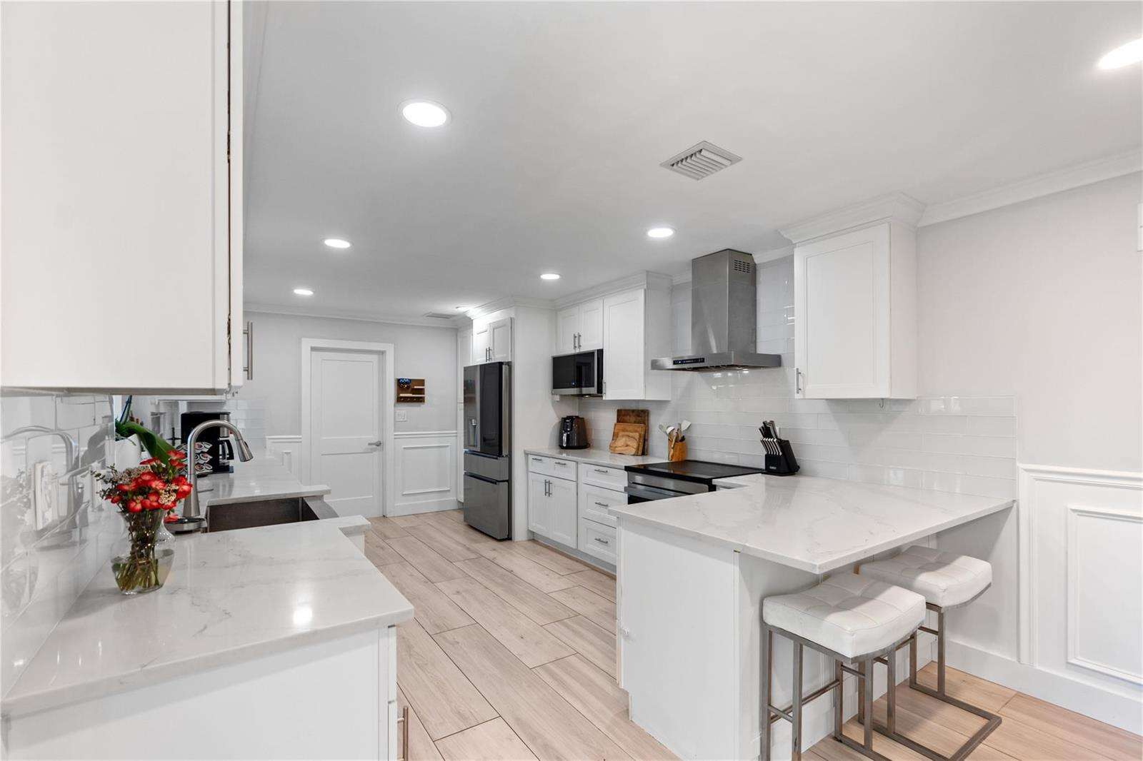 2615 26th, Fort Lauderdale, FL 33305 - For Sale photo 4