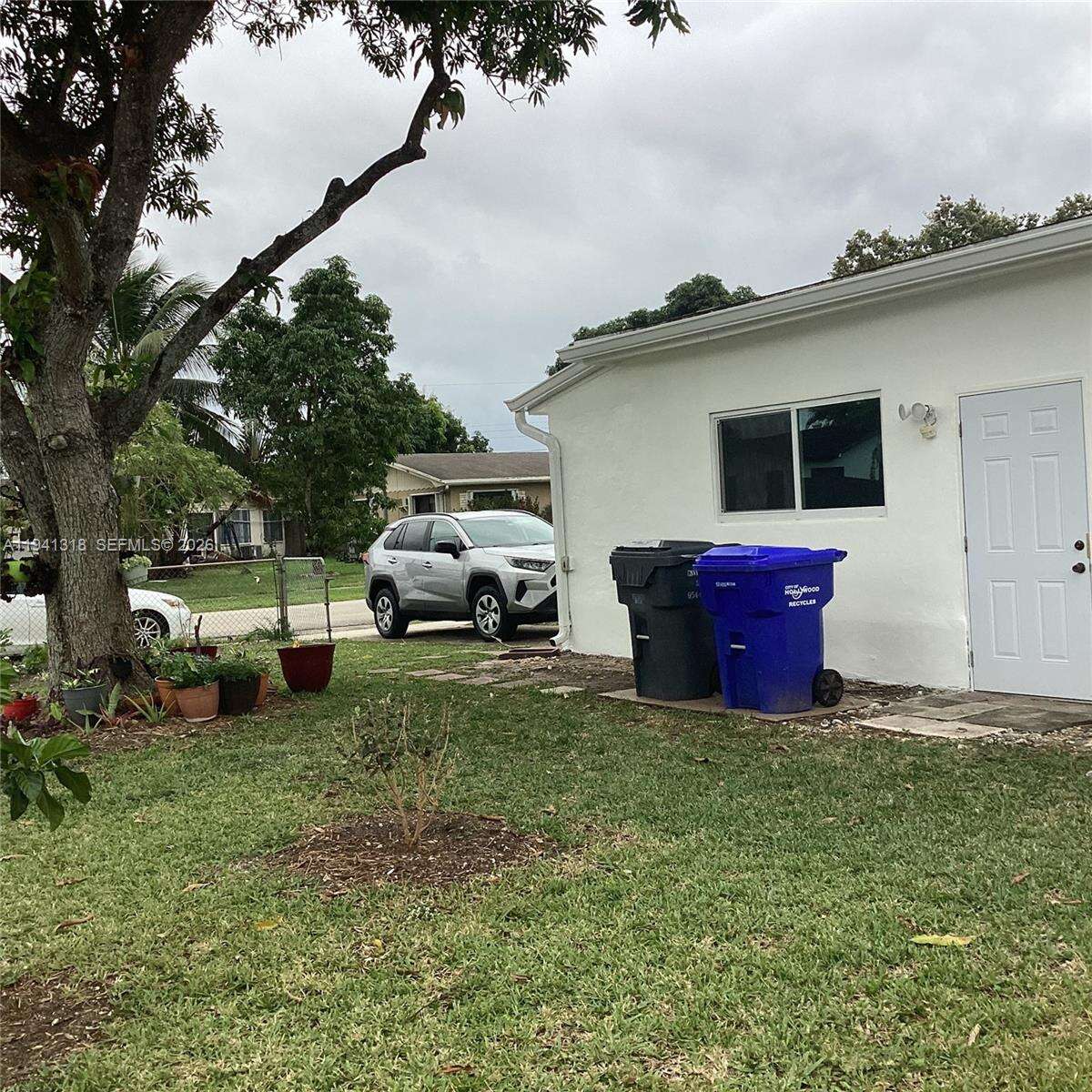 410 74th Ave, Hollywood, FL 33024 - For Sale photo 6