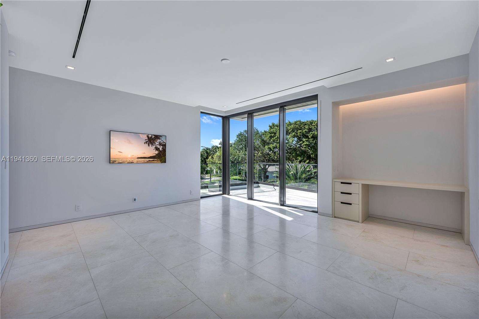 725 Middle River Dr, Fort Lauderdale, FL 33304 - For Sale photo 27