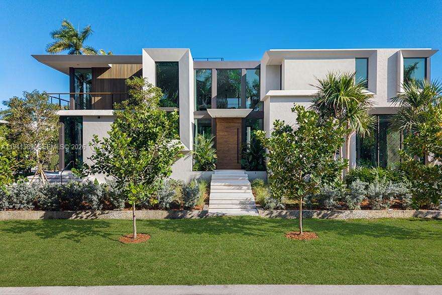 375 Hibiscus Dr, Miami Beach, FL 33139 | Picture 1