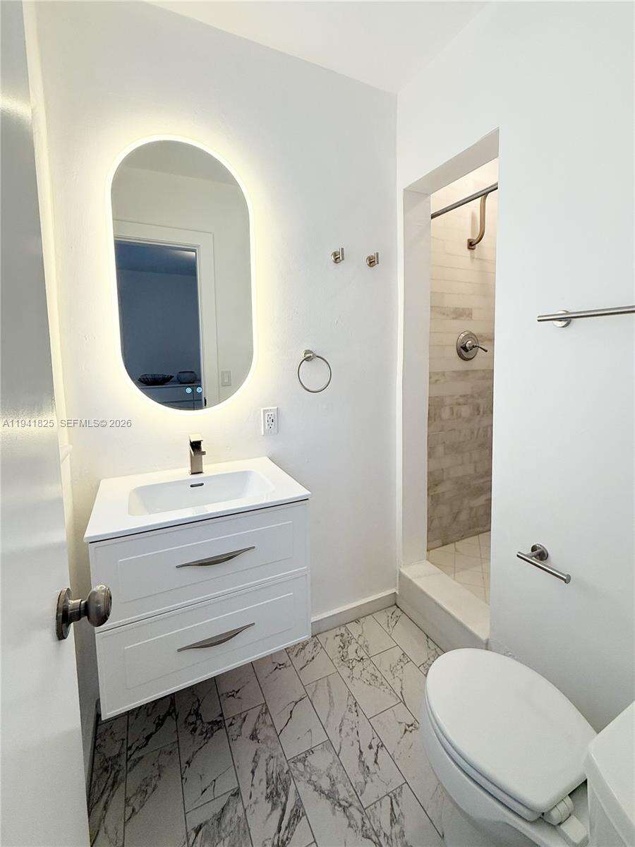 5835 La Gorce Dr, Miami Beach, FL 33140 | Picture 34