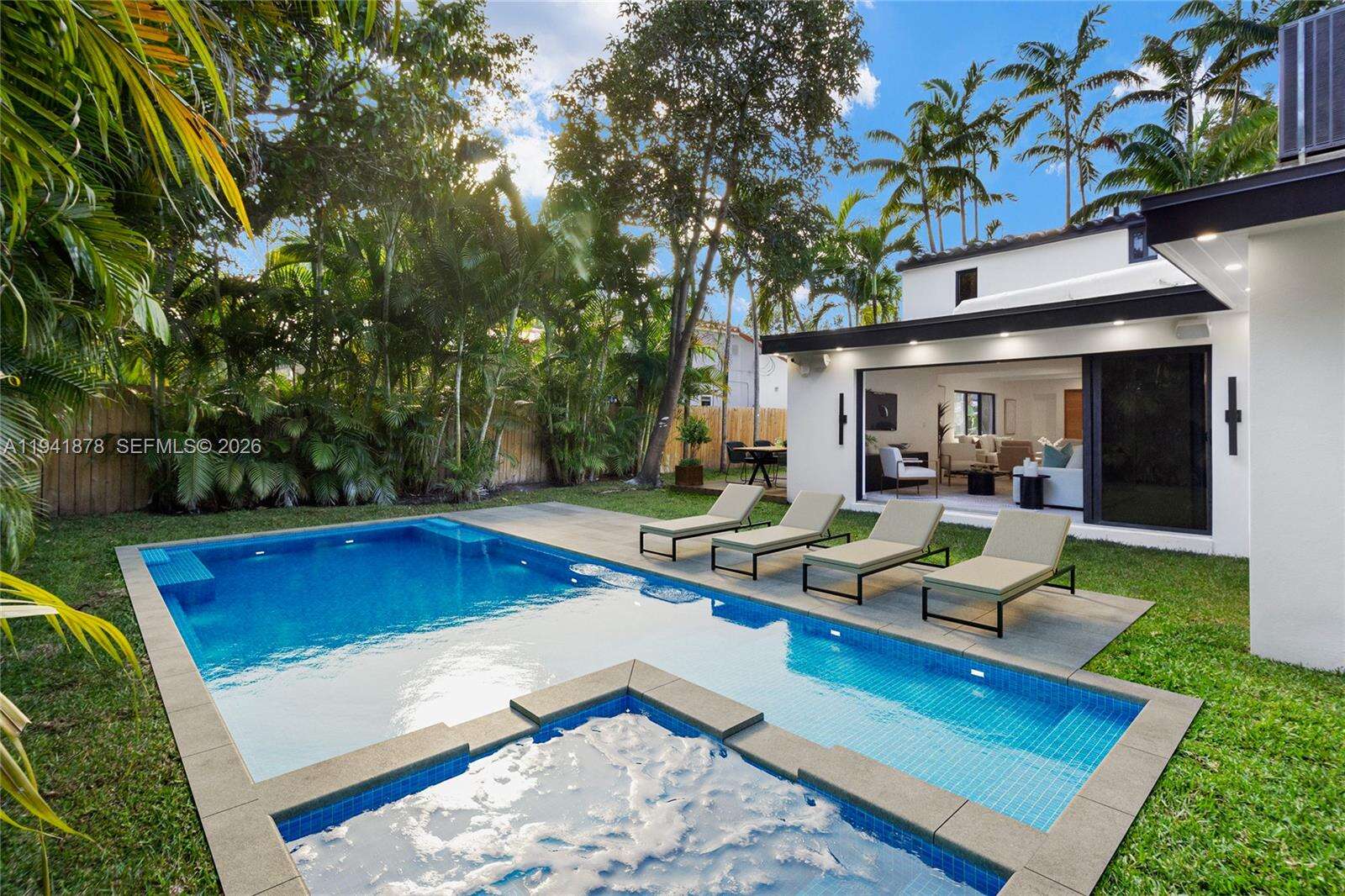 435 43rd St, Miami Beach, FL 33140 | Picture 2