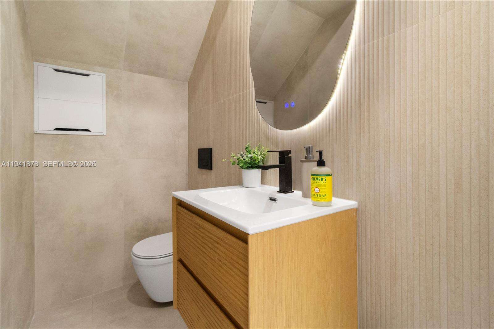 435 43rd St, Miami Beach, FL 33140 | Picture 12