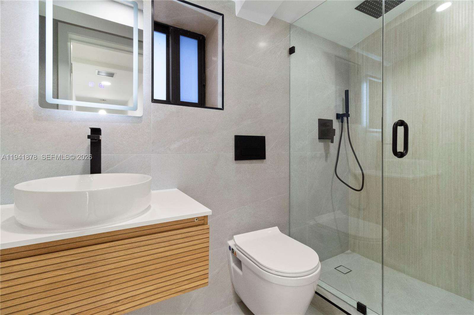 435 43rd St, Miami Beach, FL 33140 | Picture 19