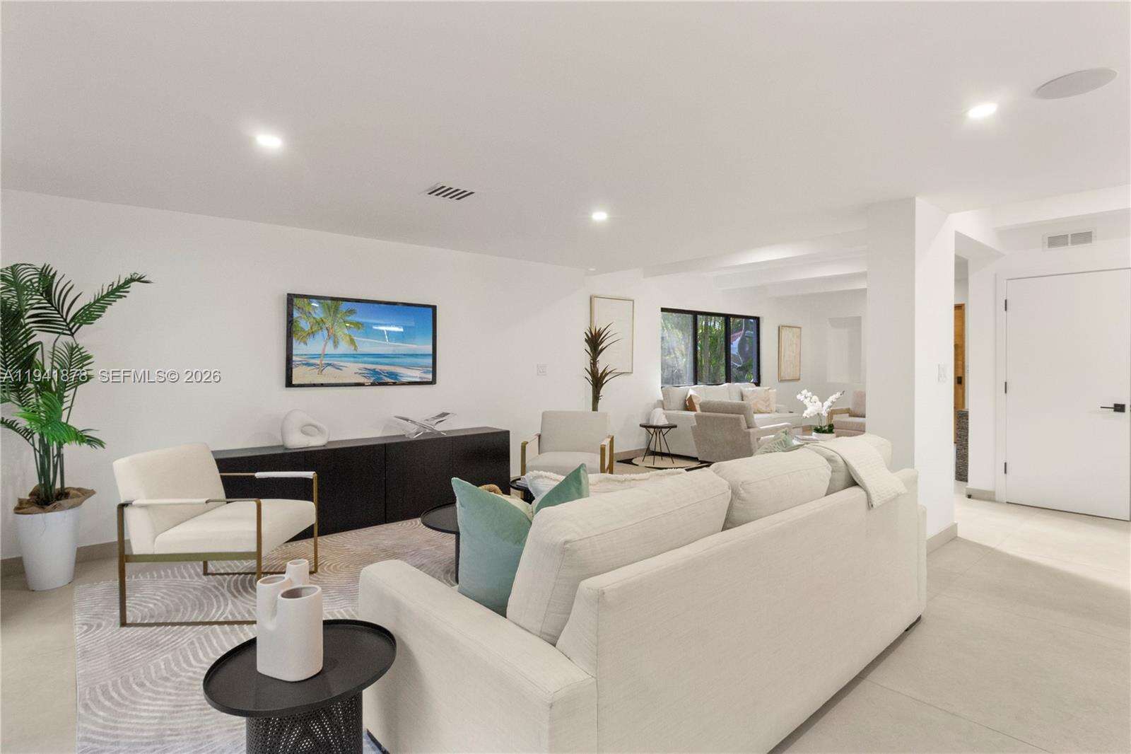 435 43rd St, Miami Beach, FL 33140 | Picture 4