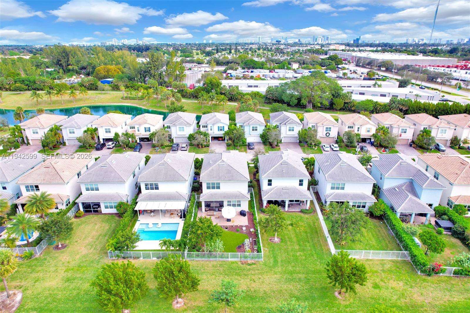 1612 Trailhead Ter, Hollywood, FL 33021 | Picture 42