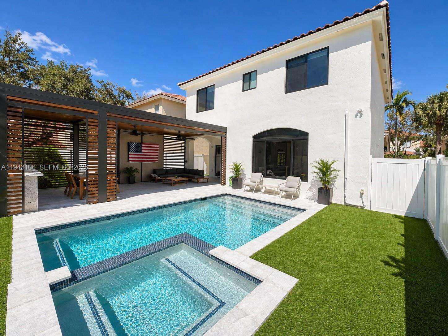 7782 18th St, Pembroke Pines, FL 33024 - Pending Sale photo 1