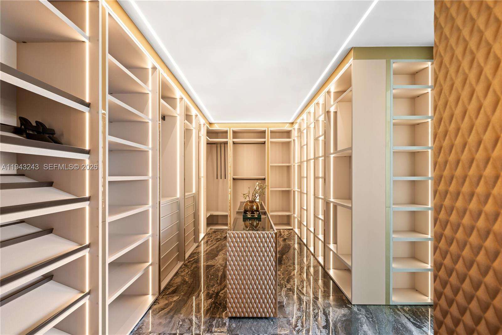 340 San Marco Dr, Fort Lauderdale, FL 33301 | Picture 24