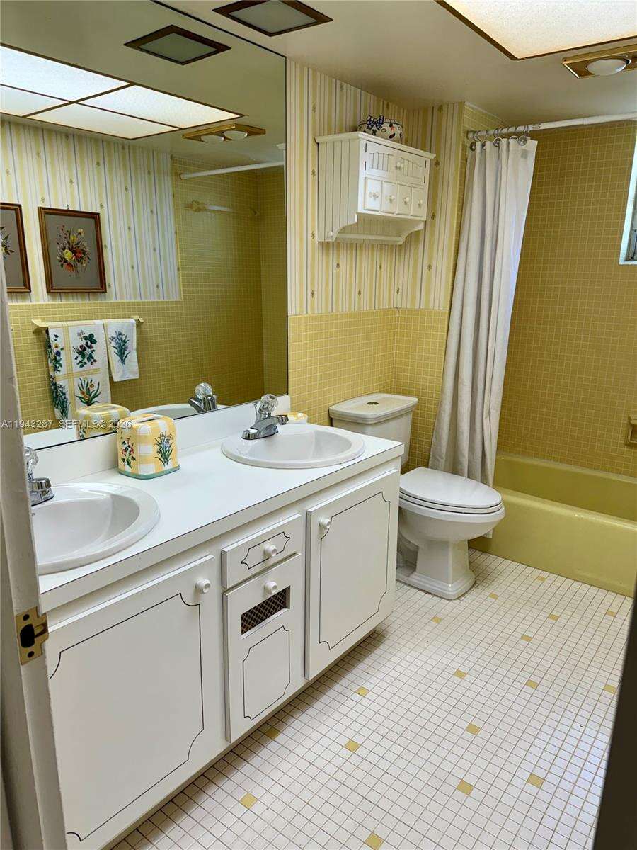 3440 170th St, North Miami Beach, FL 33160 | Picture 11