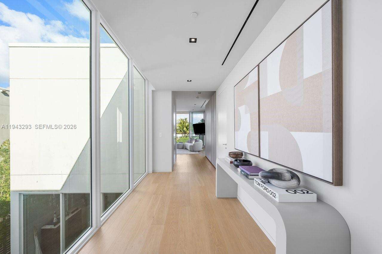 1011 48th St, Miami Beach, FL 33140 | Picture 17