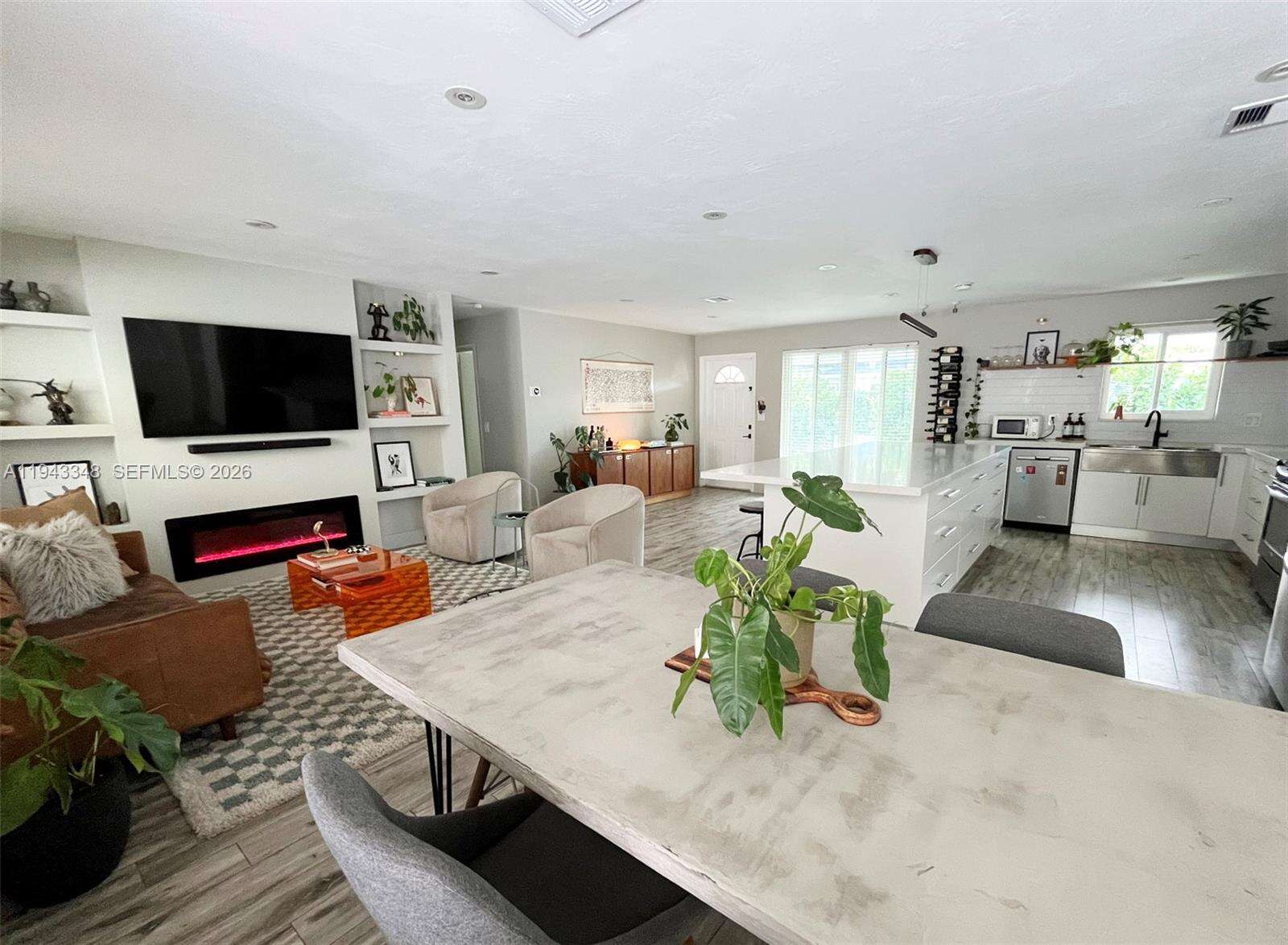 1059 Washington St, Hollywood, FL 33019 | Picture 11