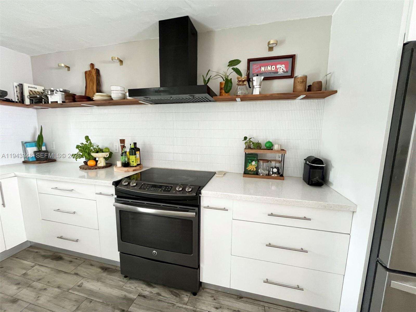 1059 Washington St, Hollywood, FL 33019 | Picture 9