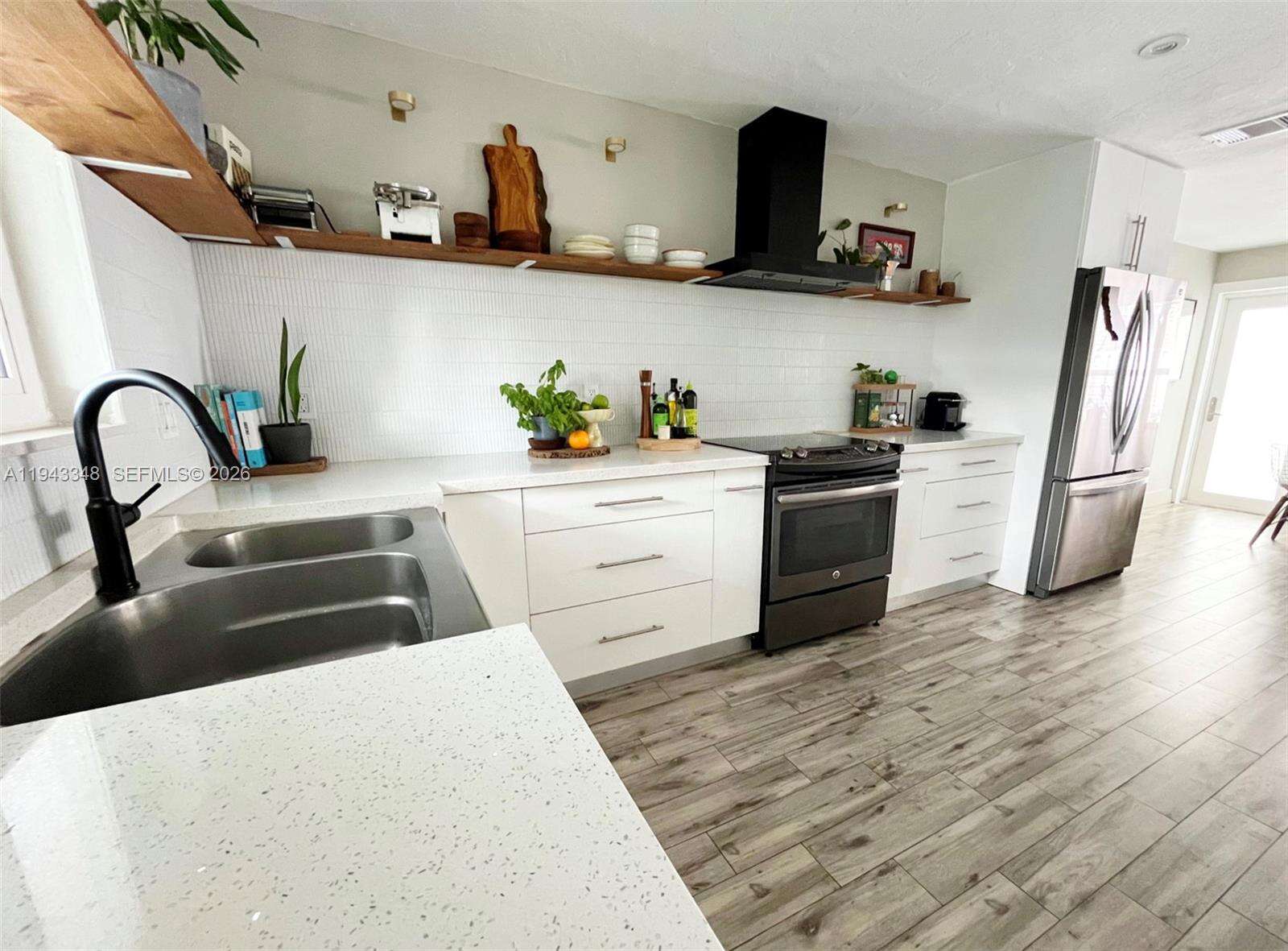 1059 Washington St, Hollywood, FL 33019 | Picture 10