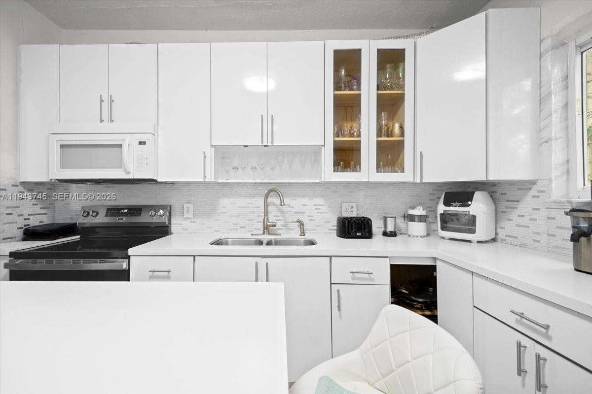 321 19th Rd, Miami, FL 33129 | Picture 35