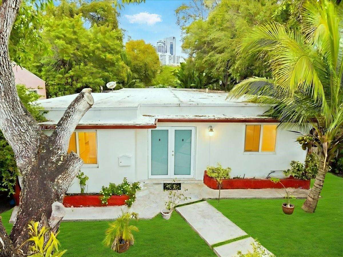 321 19th Rd, Miami, FL 33129 | Picture 8