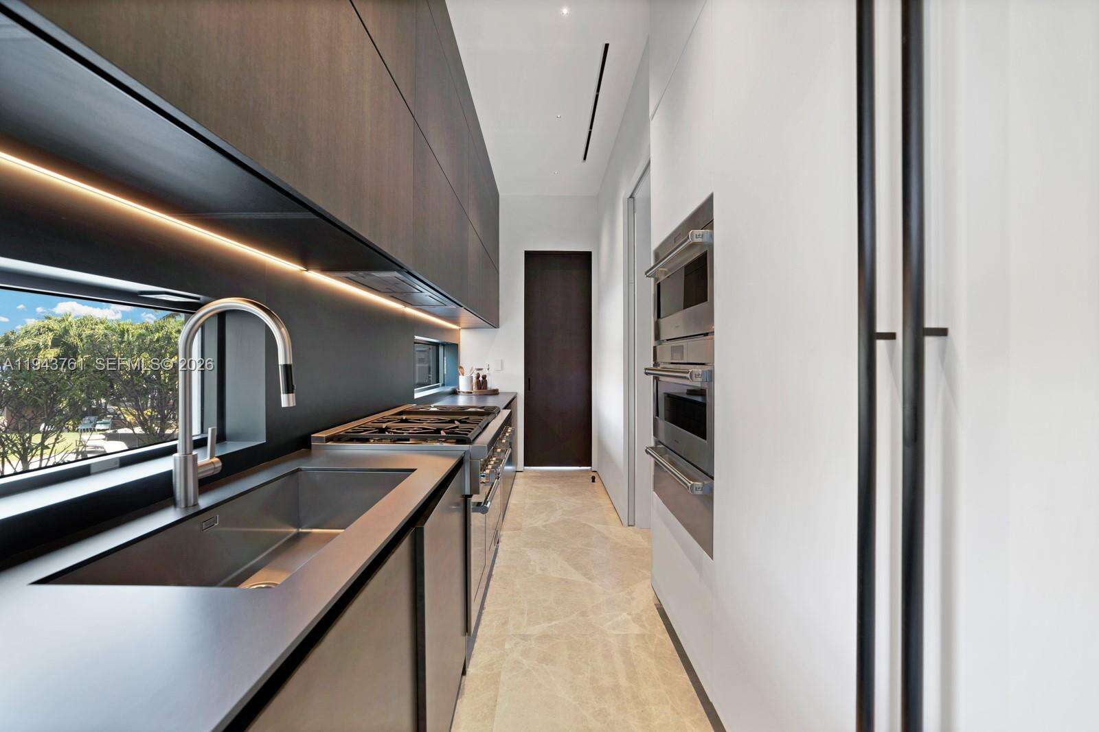 217 Rivo Alto Dr, Miami Beach, FL 33139 | Picture 13