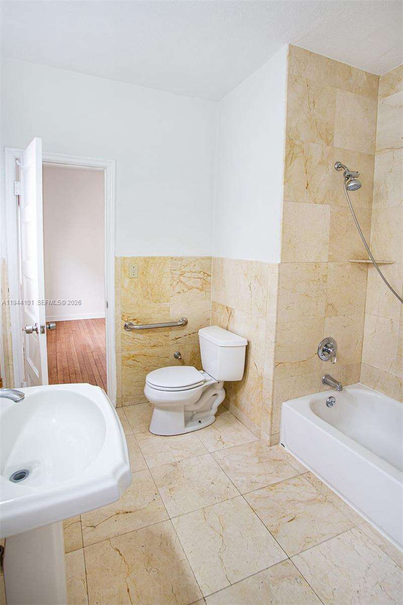 236 28th Rd, Miami, FL 33129 | Picture 21