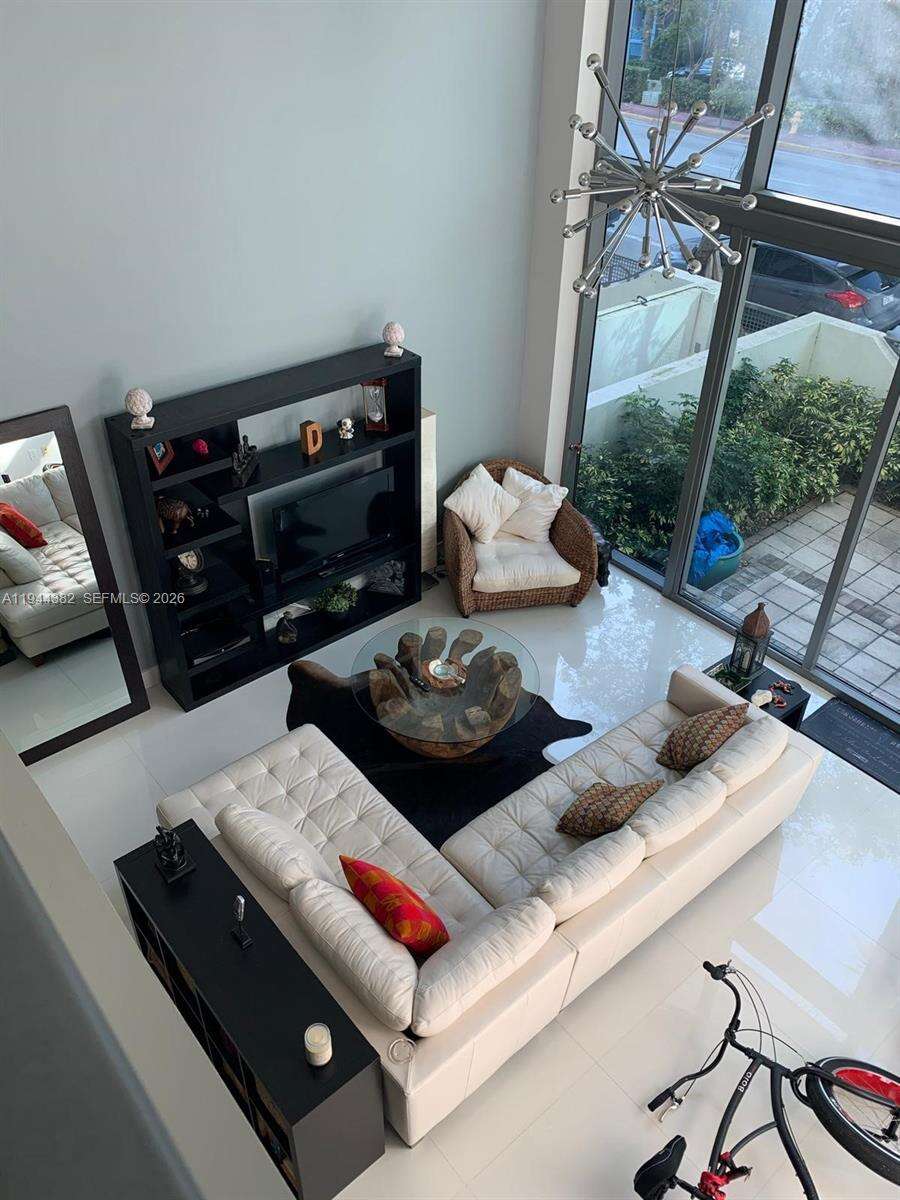 6000 Collins Ave Unit 136, Miami Beach, FL 33140 | Picture 2