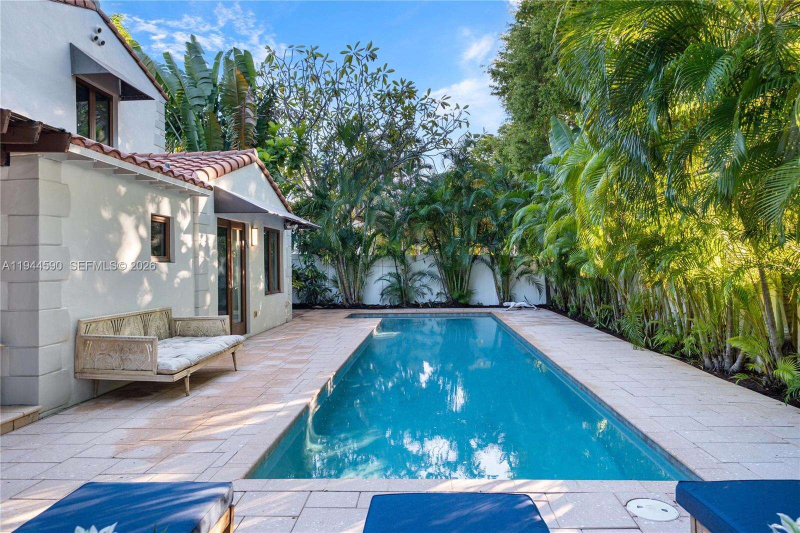 320 26th St, Miami Beach, FL 33140 | Picture 2