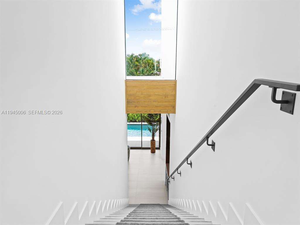 2657 34th St, Fort Lauderdale, FL 33306 | Picture 37