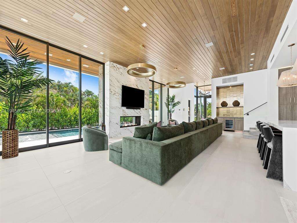 2657 34th St, Fort Lauderdale, FL 33306 | Picture 10