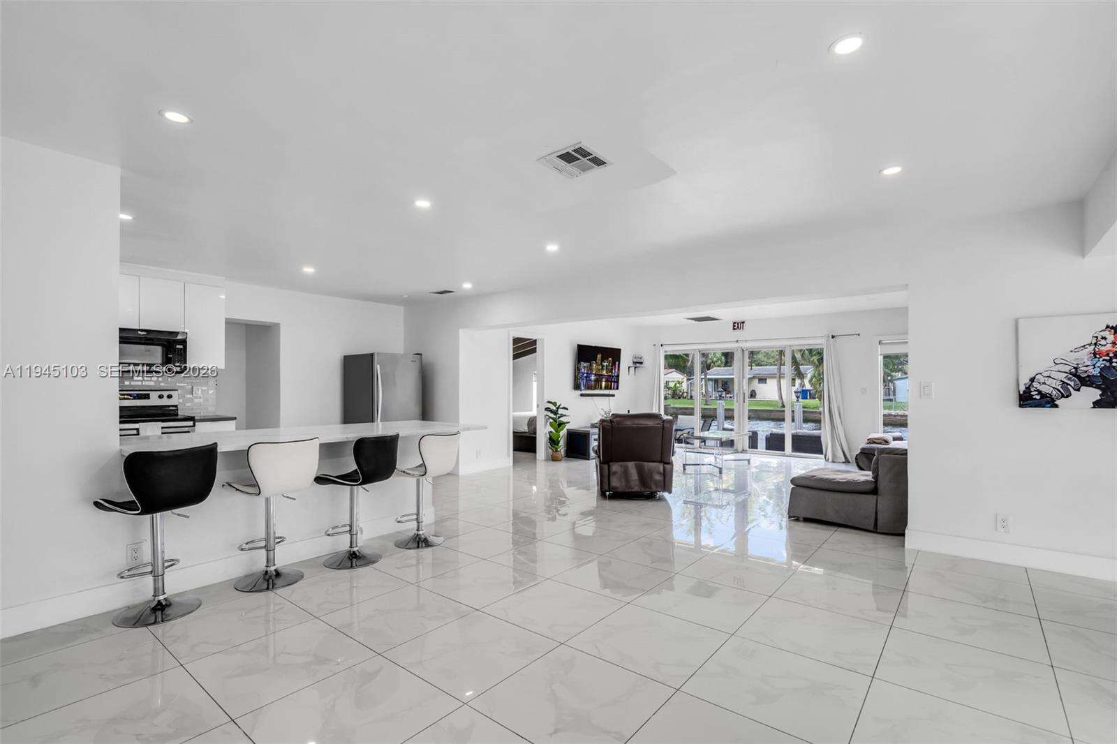 2721 Harding St, Hollywood, FL 33020 - For Sale photo 8