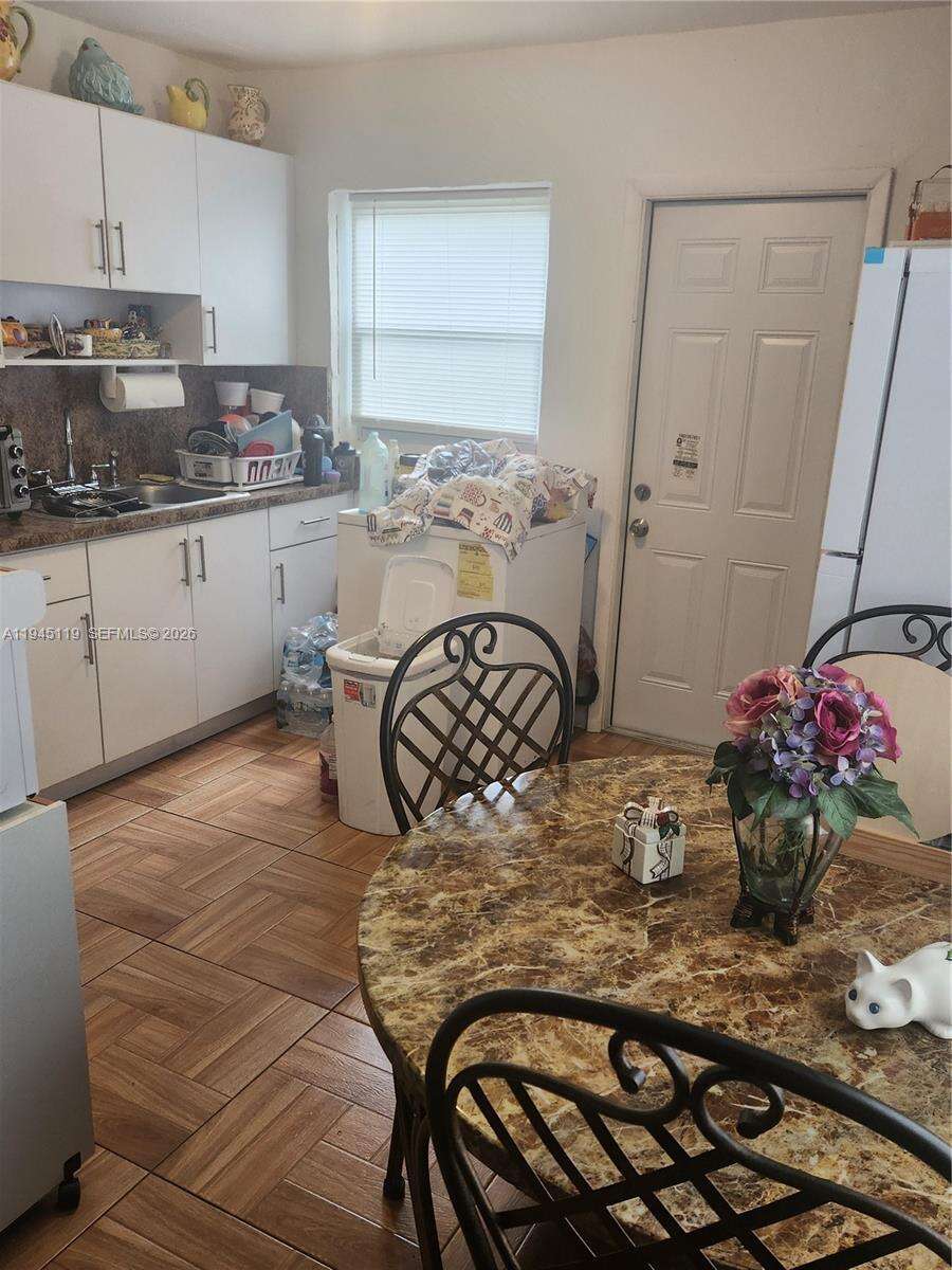  , Miami, FL 33142 | Picture 2