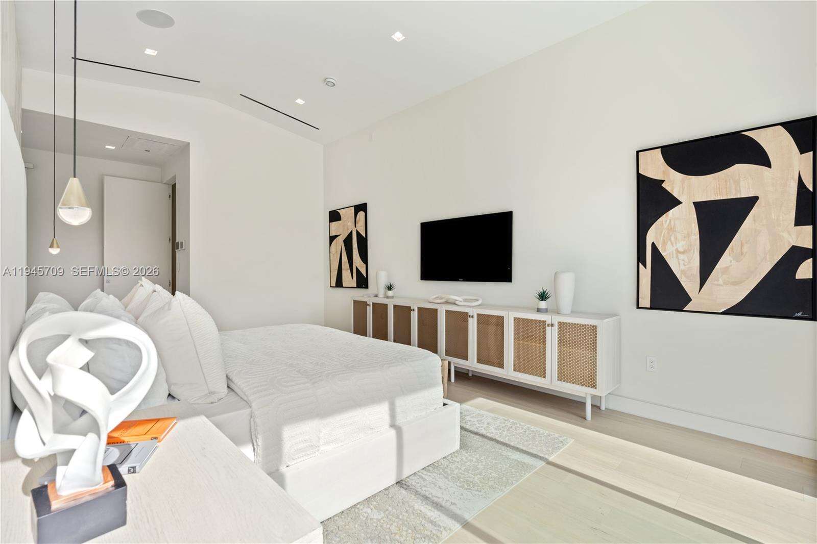 536 51st St, Miami Beach, FL 33140 | Picture 18