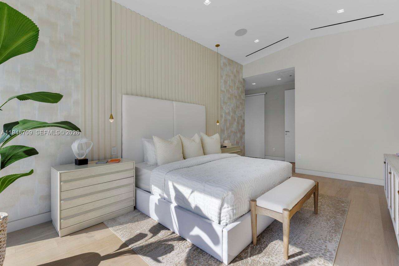 536 51st St, Miami Beach, FL 33140 | Picture 19