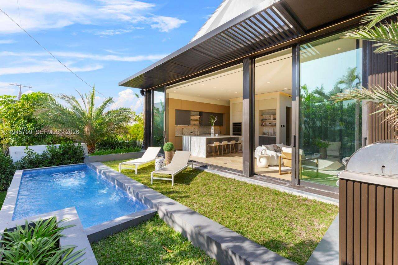 536 51st St, Miami Beach, FL 33140 | Picture 29