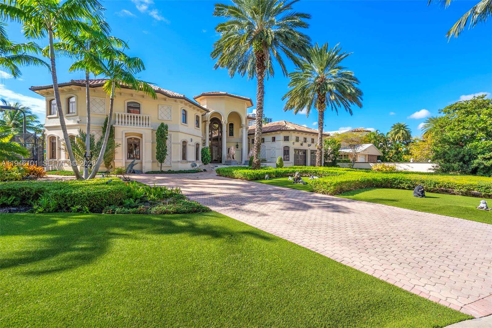 680 Golden Beach Dr, Golden Beach, FL 33160 | Picture 5