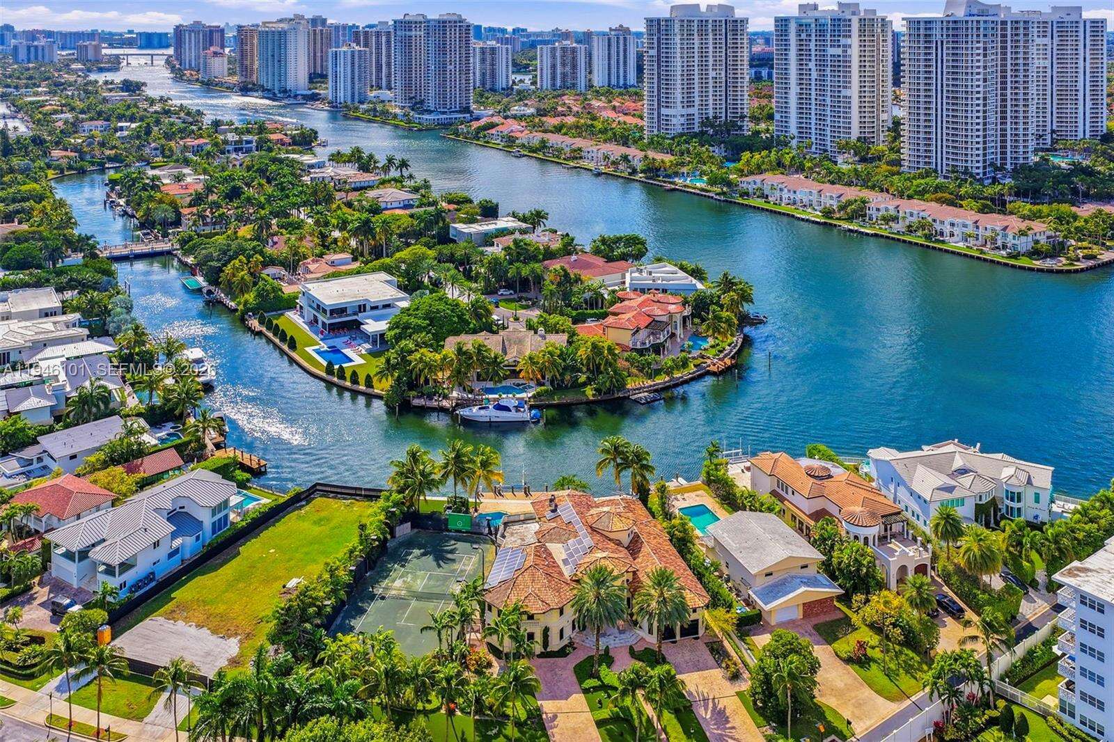 680 Golden Beach Dr, Golden Beach, FL 33160 | Picture 95