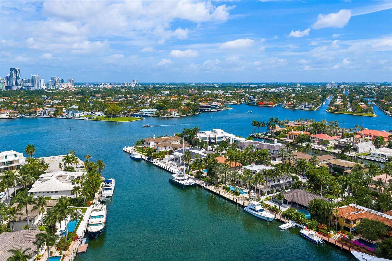 2430 Del Lago, Fort Lauderdale, FL 33316 - For Sale photo 4