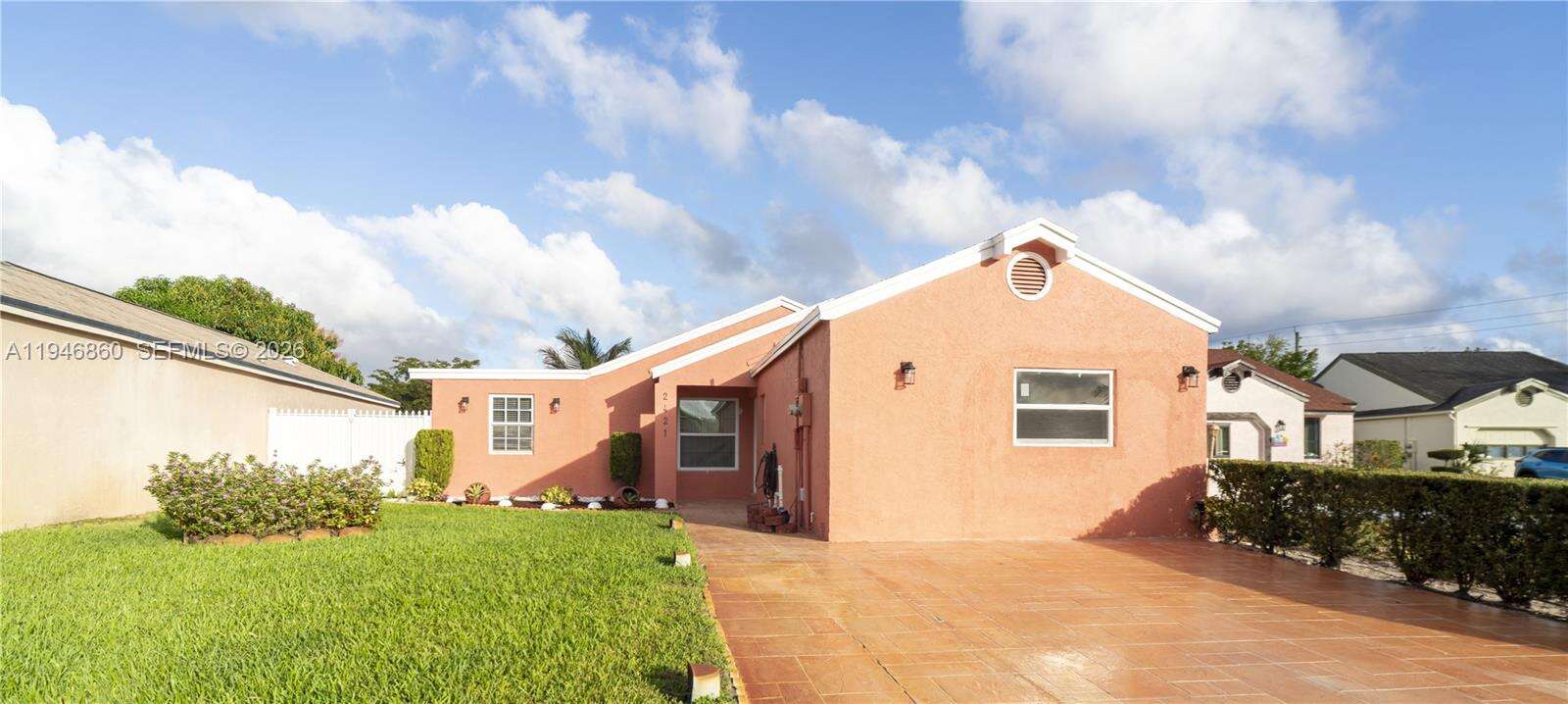 2421 84th Ter, Miramar, FL 33025 - For Sale photo 1