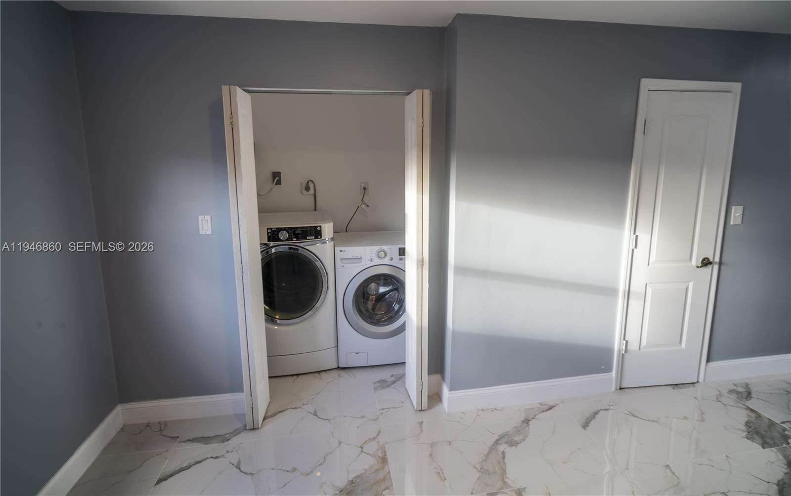 2421 84th Ter, Miramar, FL 33025 - For Sale photo 15
