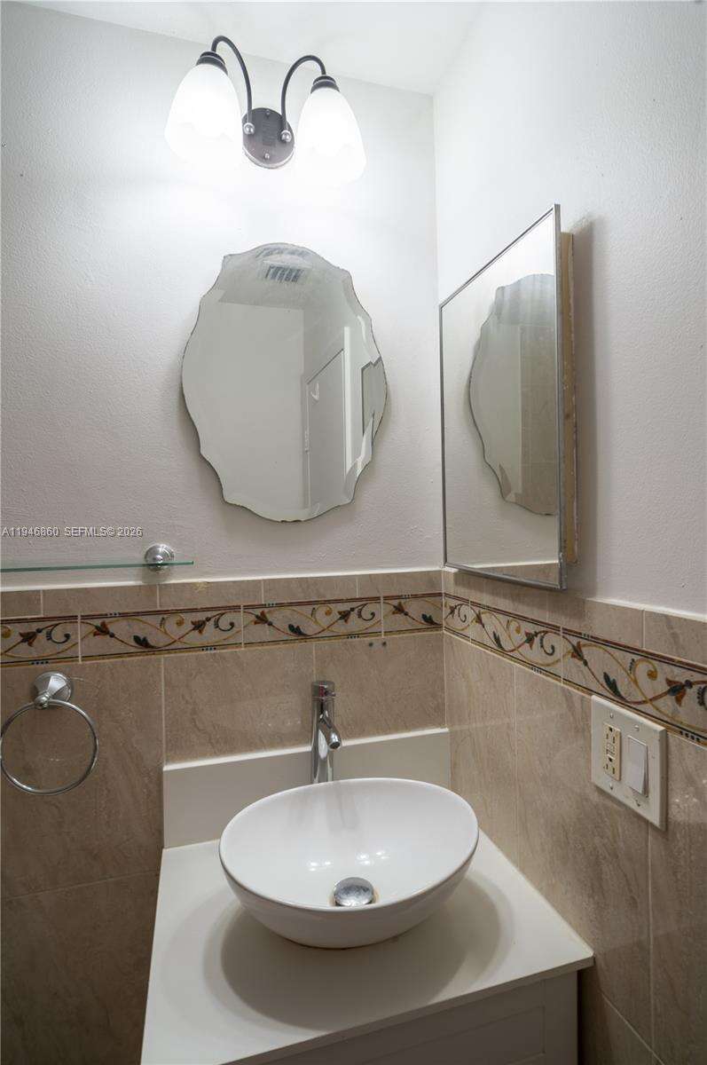 2421 84th Ter, Miramar, FL 33025 - For Sale photo 21